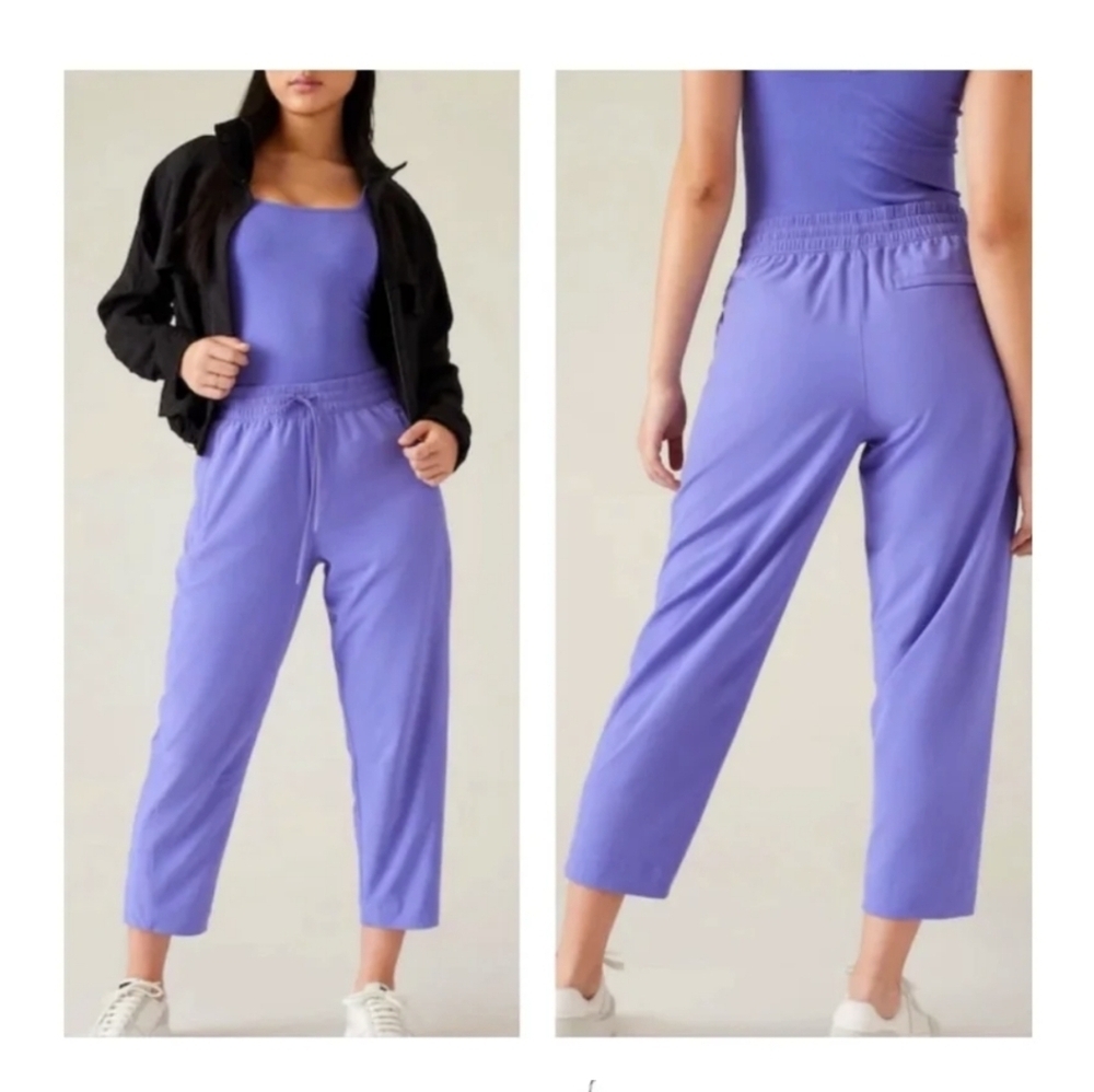 Athleta pull on straight leg pants Size 0 Purple